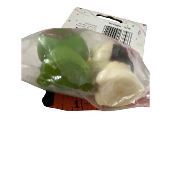 Lot Of 3 Mini Plastic Sombrero Hats Cinco De Mayo Mini Pop Eyes Figures Toys - Picture 4 of 9